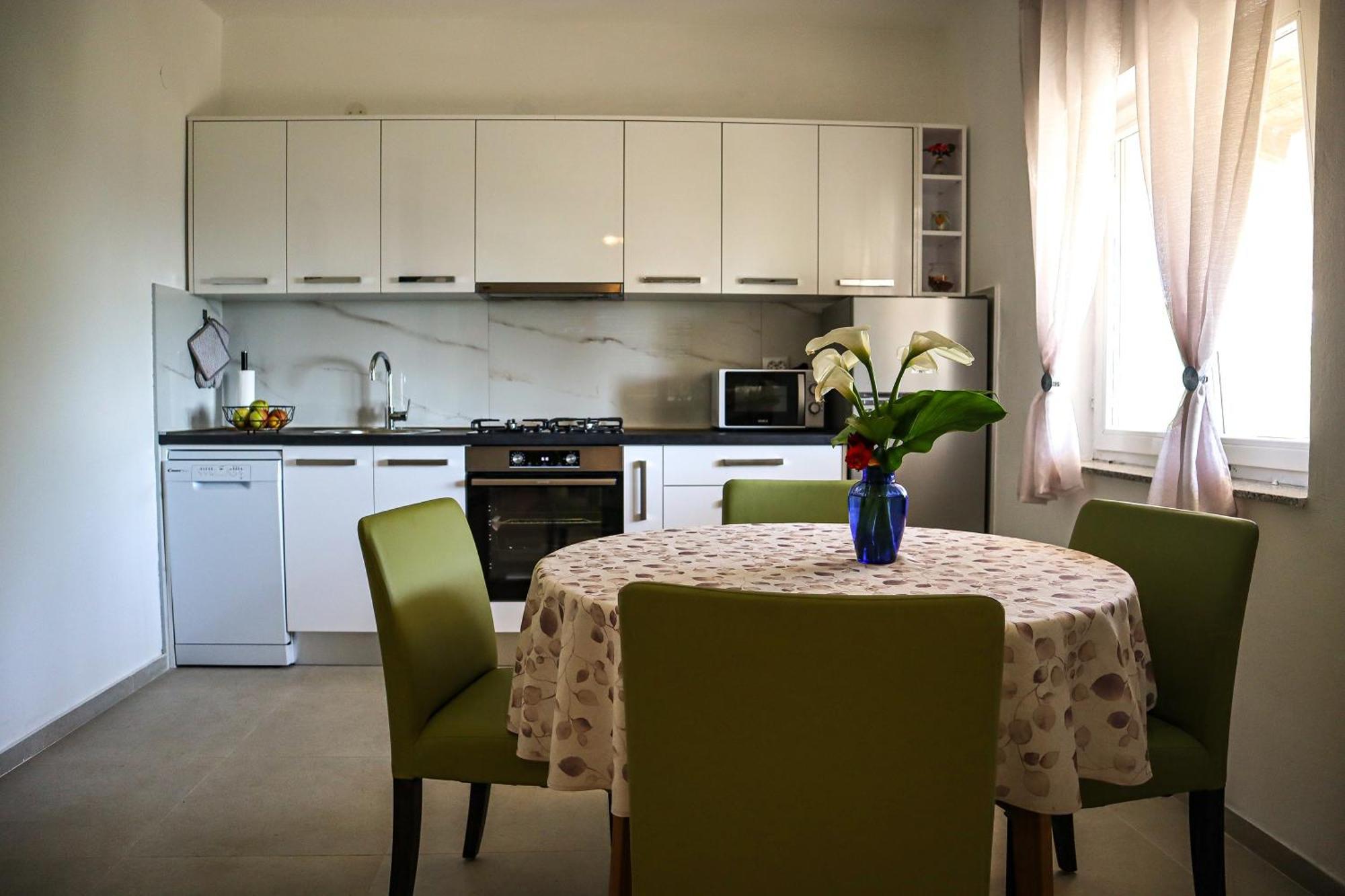 Holiday Home Ante With Beautiful Private Garden Nadin Esterno foto